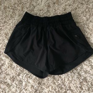 Lululemon Tracker V Shorts